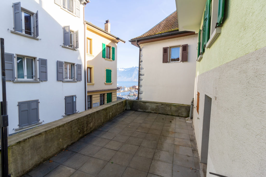 Saint-Gingolph - belle bâtisse avec appartement indépendant golf 4